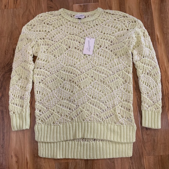 Universal Thread Sweaters - 💥SOLD💥NWT Universal Thread Hi Low Sweater